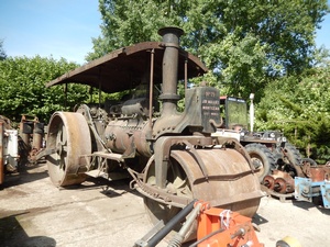 Traction engine