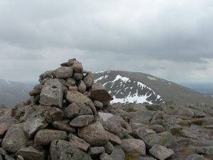 Sgor an Lochain Uaine cairn