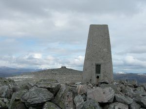 Carn nan Gabhar summit