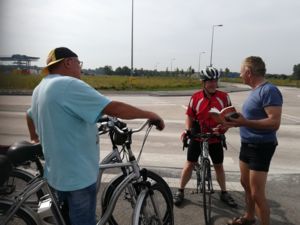 Friendly cyclists